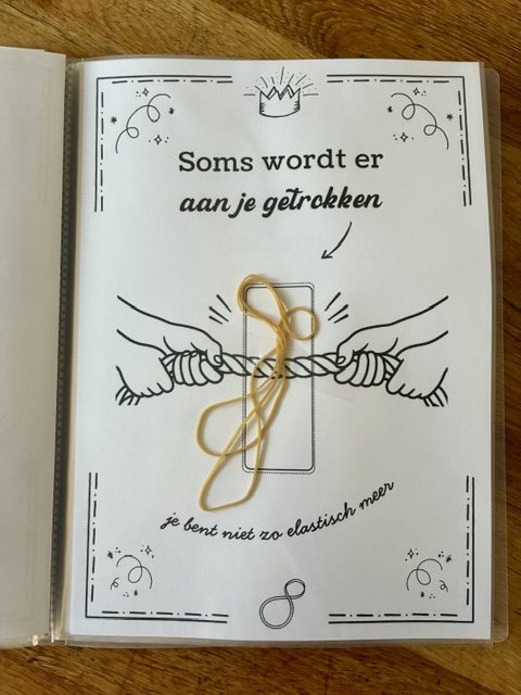 Geldboek Verjaardag is een origineel en onvergetelijk cadeau! Met leuke teksten, mini cadeautjes met zinspelingen én geld! Het is een digitale download voor A4 formaat, je ontvangt een Pdf bestand en een Canva link. Deze laatste kun je in Canva personaliseren.